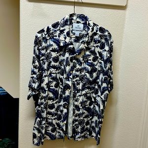 28 Palms Men's 2 XL button down shirt